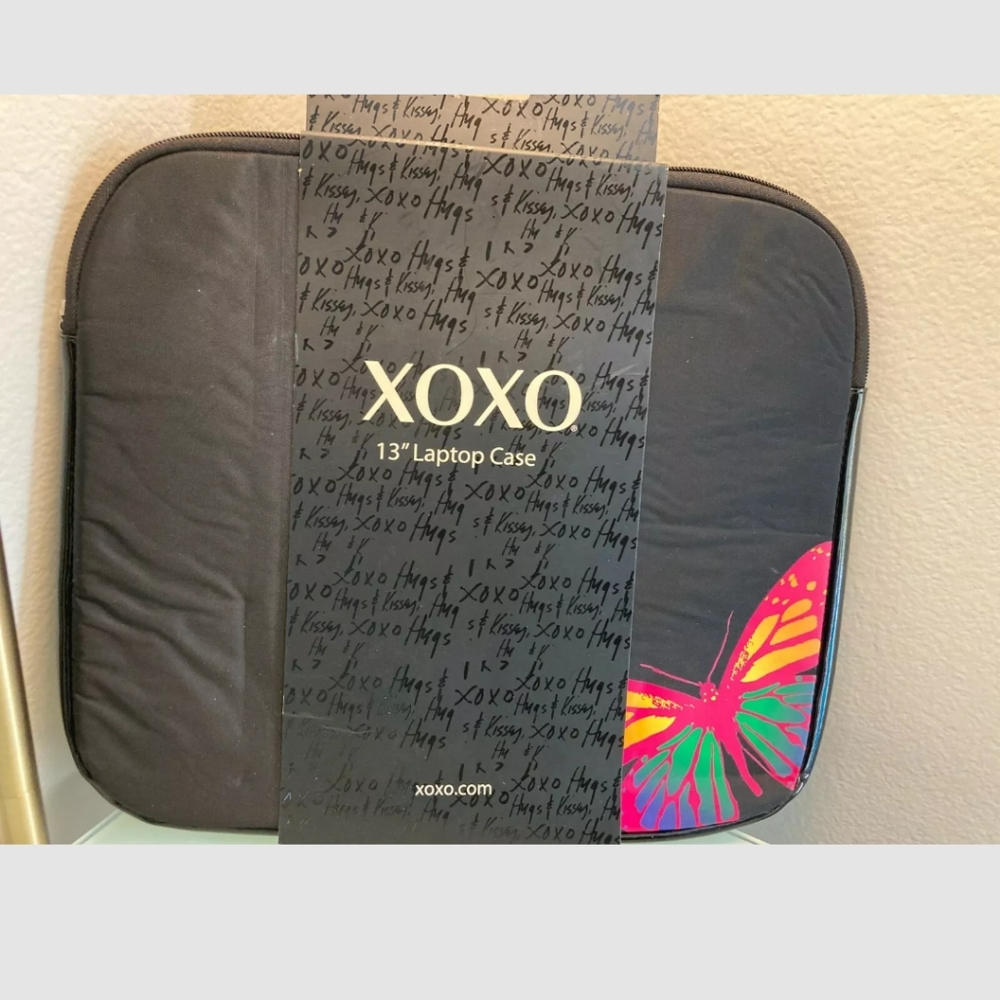 XOXO 13" Lazy Day Black Laptop Case with Butterfly Detail NWT